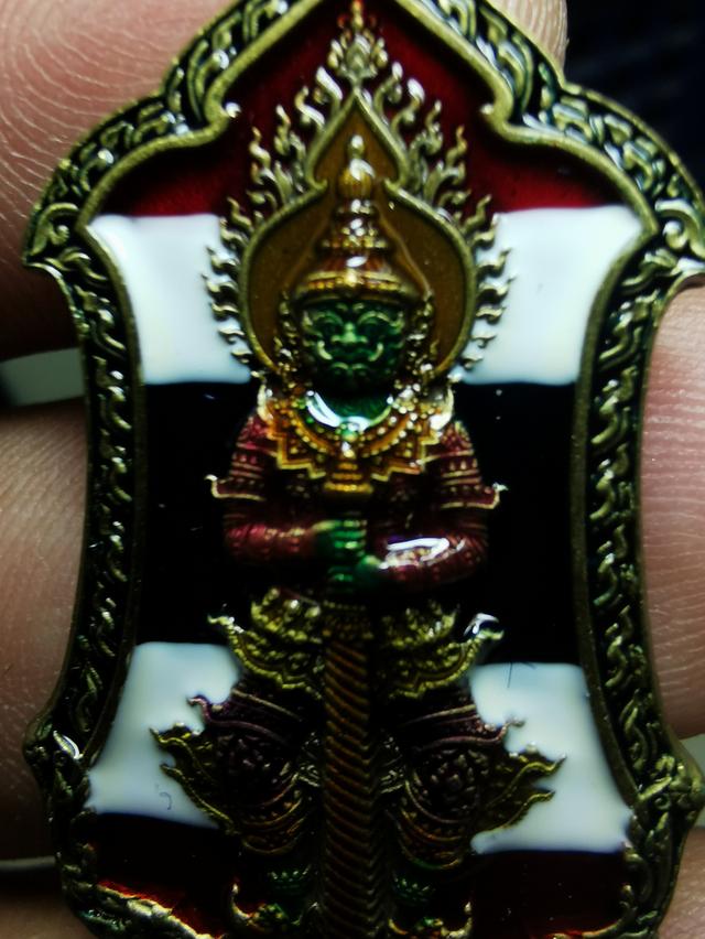 หลวงพ่อพัฒน์ท้าวเวสสุวรรณที่ระลึกสร้างเจดีย์กลางนำ้ 3