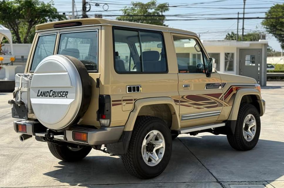 ขาย Toyota Land Cruiser  3