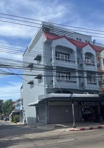 ให้เช่าอาคารพาณิชย์4.5ชั้นห้องมุมริมถนนย่านลาดพร้าววังหินลาดพร้าวโชคชัย4 รีโนเวทใหม่ เหมาะทำคลีนิค สปา โฮมออฟฟิศ โชว์รูม 1