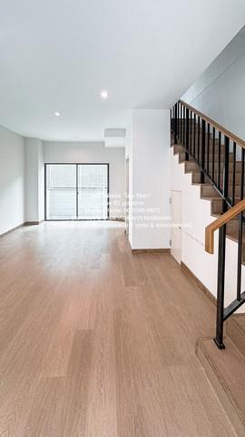 TOWNHOUSE ขายทาวน์โฮม 3 ชั้น รีโนเวทใหม่ ถ.ศรีนครินทร์-ร่มเกล้า 18.1 3 น 3 น้ำ 2 จอดรถ ราคา 4.29 ล้านบาท ทำเลทอง 6