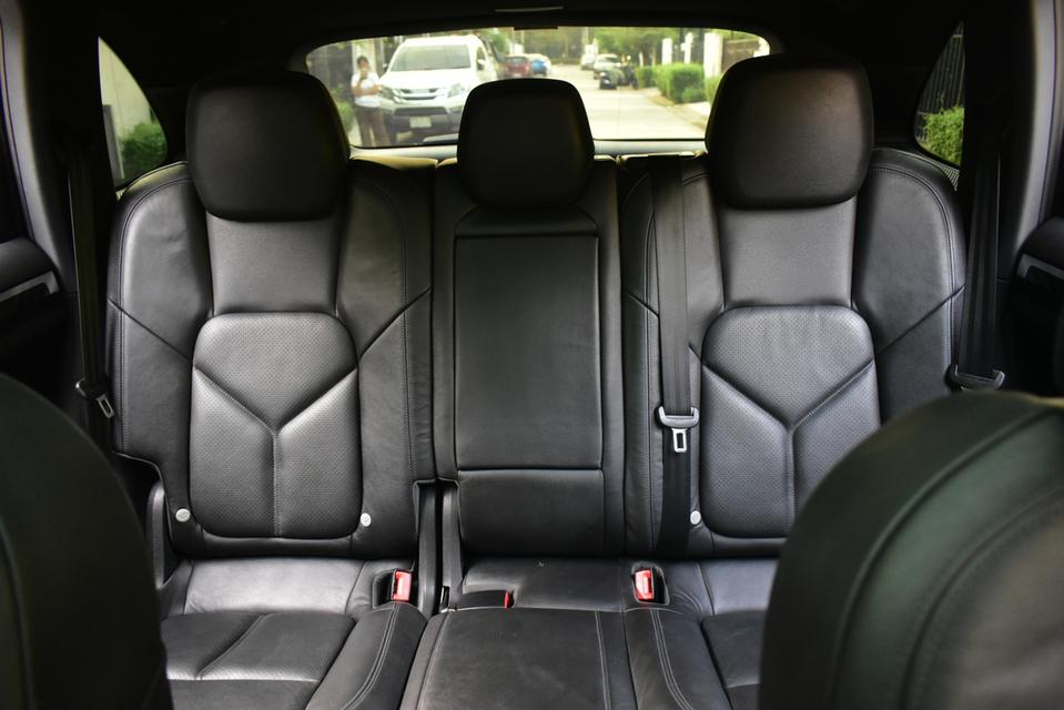 Porsche Cayenne 3.0D V6 auto รถสวยมาก ไมล์ 72,000 กม. โทร.0922639576 เอ๋  13
