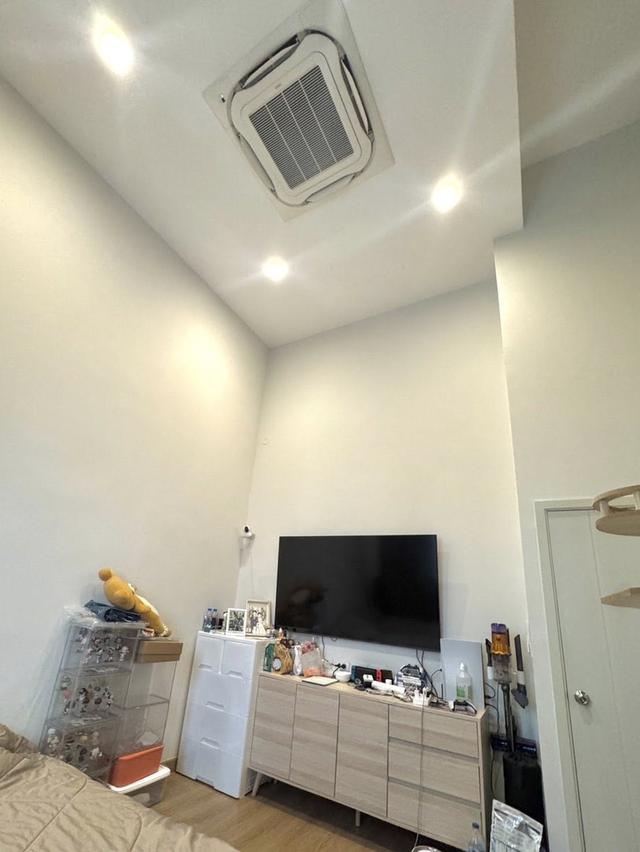  ขายด่วน บ้าน2ชั้นครึ่ง มีชั้นลอย  หมู่บ้าน วี คอมพาวด์ บางนา-ศรีนครินทร์ (Sc asset)  15
