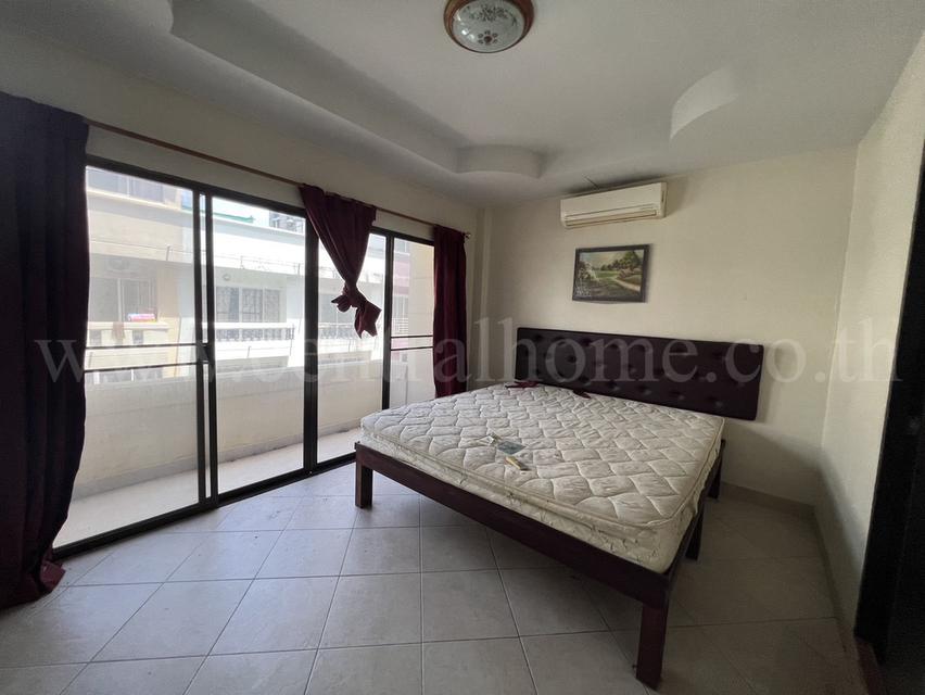 อาคารพาณิชย์ 3 ชั้น 3 คูหา บิ้วอินแล้ว ใกล้หาดจอมเทียน ชลบุรี  11