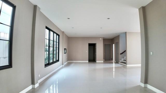 ขายบ้านเดี่ยวหรู ม.นาราสิริ พระราม 2 | 124.2 ตร.ว 4 ห้องนอน ใกล้ Central พระราม 2 2
