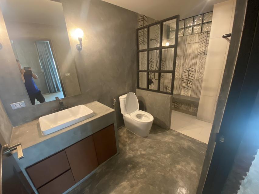 or Rent : House sukhumvit71, 250sqm, 70,000thb/month Contact Line ID : 2424yusuke 5