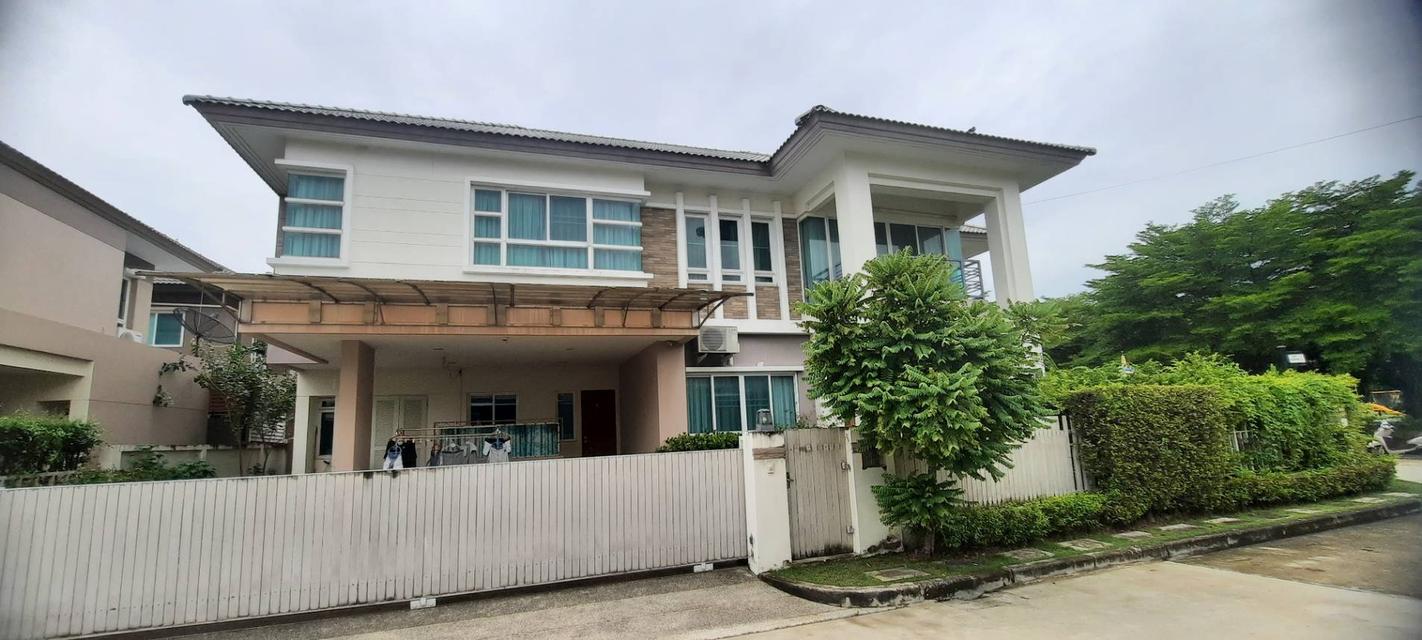 บ้านเดี่ยว พื้นที่ 86 ตรว. 4 ห้องนอน 5 ห้องน้ำ 3