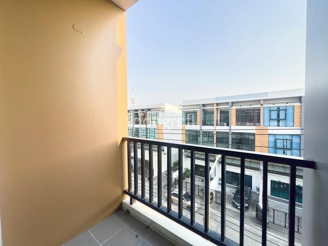 โฮมออฟฟิศใหม่ ฟังก์ชันครบ พร้อมทำธุรกิจ | Trio Romklao – ทรีโอ ร่มเกล้า 8