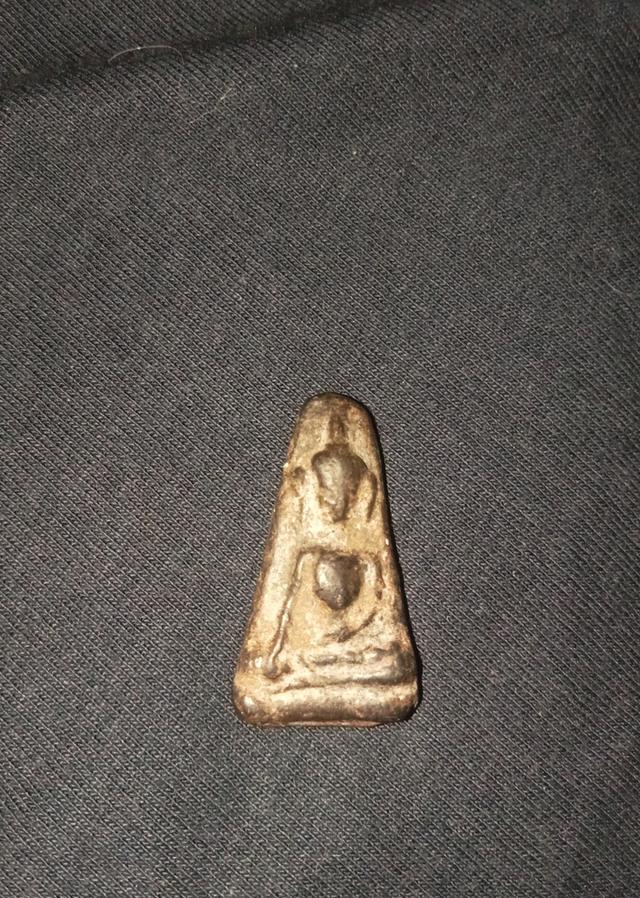 พระผงสุพรรณ วัดศรีมหาธาตุ