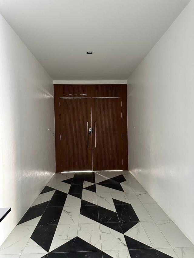 ขายบ้านเดี่ยวหรู 400ตรว.(เหมาะสำหรับครอบครัวใหญ่) (โซนแหลมฉบัง ศรีราชา) 12