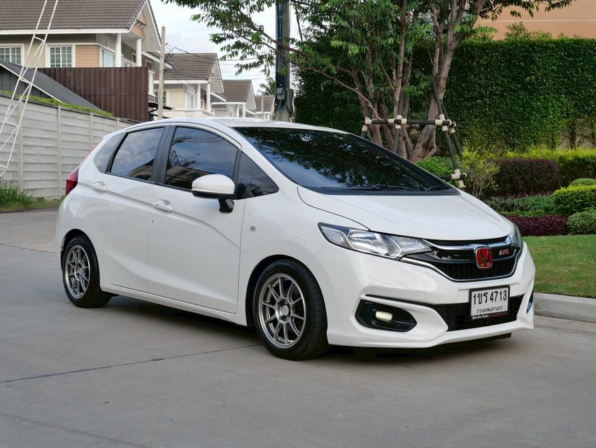 HONDA JAZZ 1.5V+ ปี20/21 ไมล์ 81,022km 6