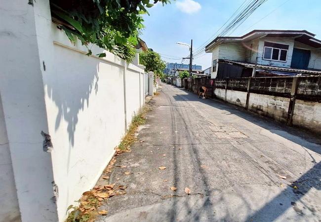 ขายที่ดิน 184 ตร.ว. ซอยเพชรเกษม 68 ถนนเพชรเกษม บางแค กรุงเทพ พร้อมสิ่งปลูกสร้าง 5