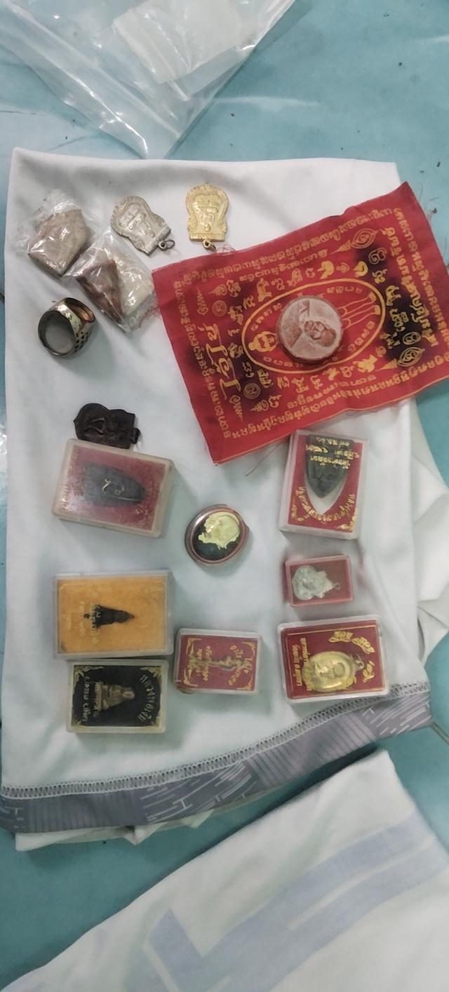 ( หลวงปู่ทวด ) พิมพ์เตารีดเนื้อว่าน นัดรับ: ปลวกแดง ติดต่อ:0617827482 🏧: 300 รูปย่อยที่ 3