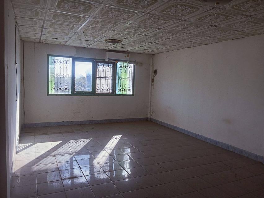 ขายตึก 3 ชั้น หมู่บ้านนริศรา คลอง11 ธัญบุรี ปทุมธานี 6