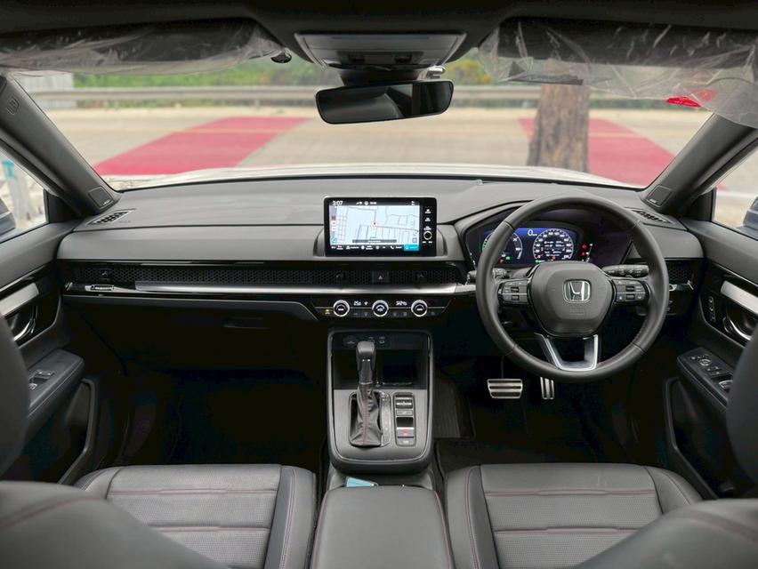 NEW Honda CR-V e:HEV RS 4WD  TOP. สีขาว  ปี 2023. 12