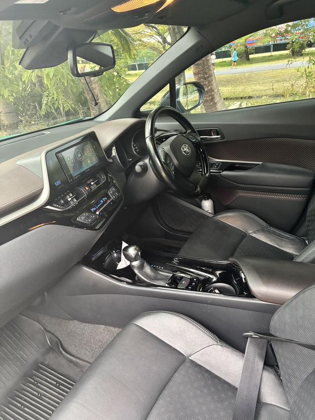 TOYOTA C-HR 1.8 Hybrid Hi (Top Model) ปี 2019
