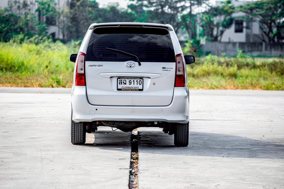 Toyota Avanza 1.3E ปี 2005  Auto สวยเดิม หายาก สภาพดี รูปที่ 8