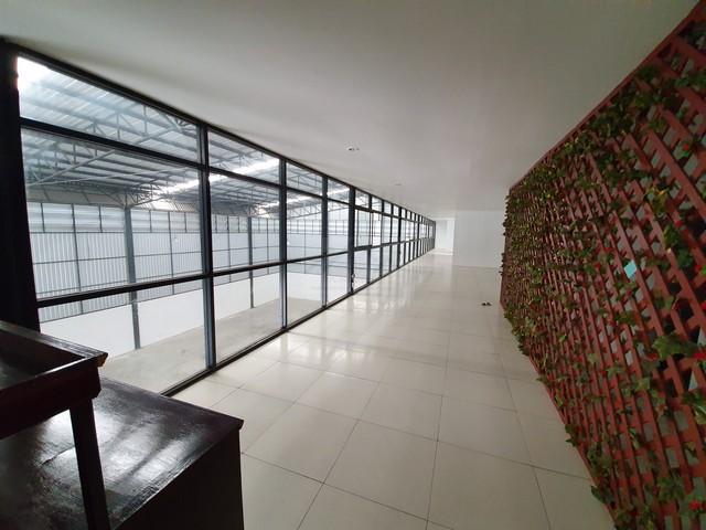 ให้เช่าโกดังสำนักงาน 290 ตรว. 1,300 ตร.ม. ย่านถนนรามอินทรา ใกล้ทางด่วนรามอินทรา-อาจณรงค์ 5