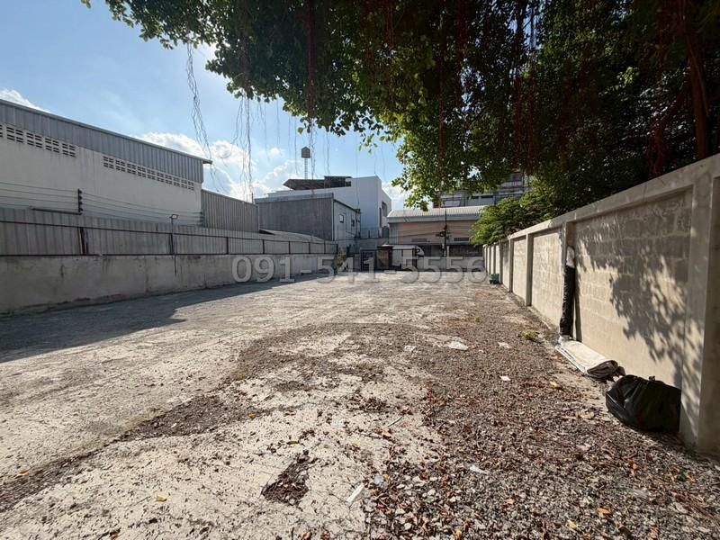 ขายที่ดินเปล่า 100 ตารางวา ริมถนน ซอยอ่อนนุช 69 มีรายได้ค่าเช่า ถมแล้ว ทำแนวเขตชัดเจน พร้อมประตูเหล็ก ใช้งานเป็นลานจอดรถ 6