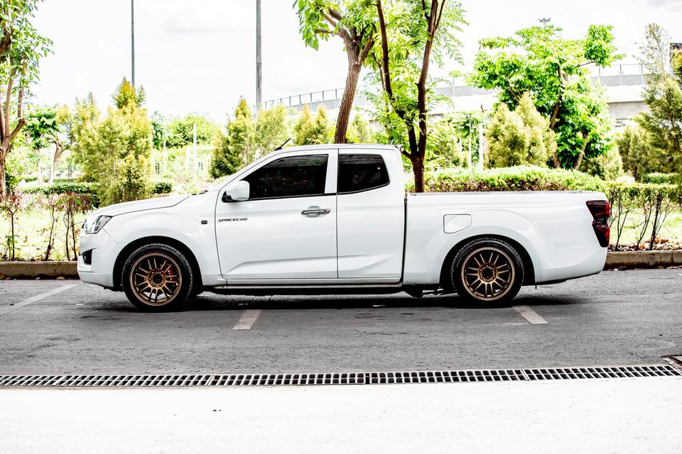 ISUZU D-MAX SPACECAB 1.9 Ddi S ปี 2020 สีขาว มือเดียวป้ายแดง 7