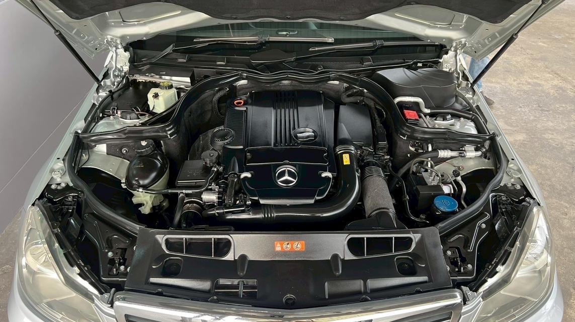 รหัสรถ NP3352 BENZ C200 ELEGANCE 2012 18