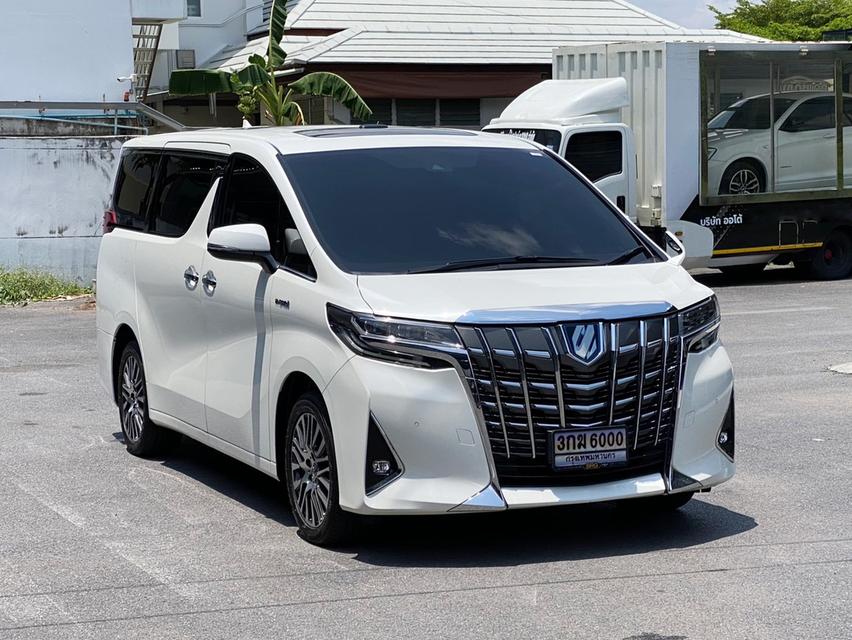 Toyota Alphard Hybrid X 2.5 ปี2018 เลขไมล์ 95,xxx km