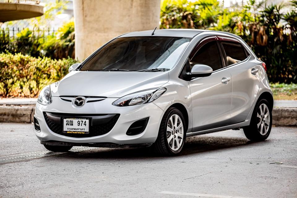 Mazda 2 1.5 Groove Sport ปี 2012 สีเทา มือเดียวป้ายแดง 2