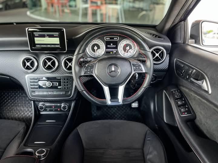 Mercedes-Benz A-Class มือสองสวยมาก 8