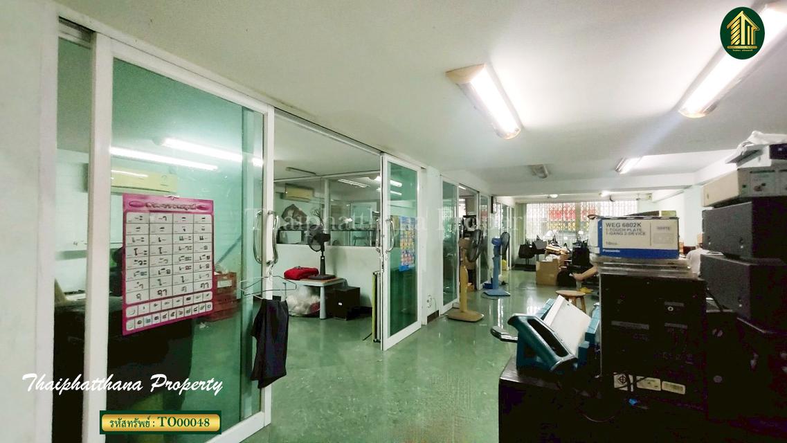 อาคารพาณิชย์ 2 คูหา 5 ชั้น สุขุมวิท 46 ซอยภูมิจิตร พระราม 4 10