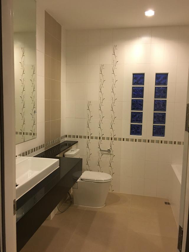 บ้านเดี่ยว พร้อมที่ดิน 15