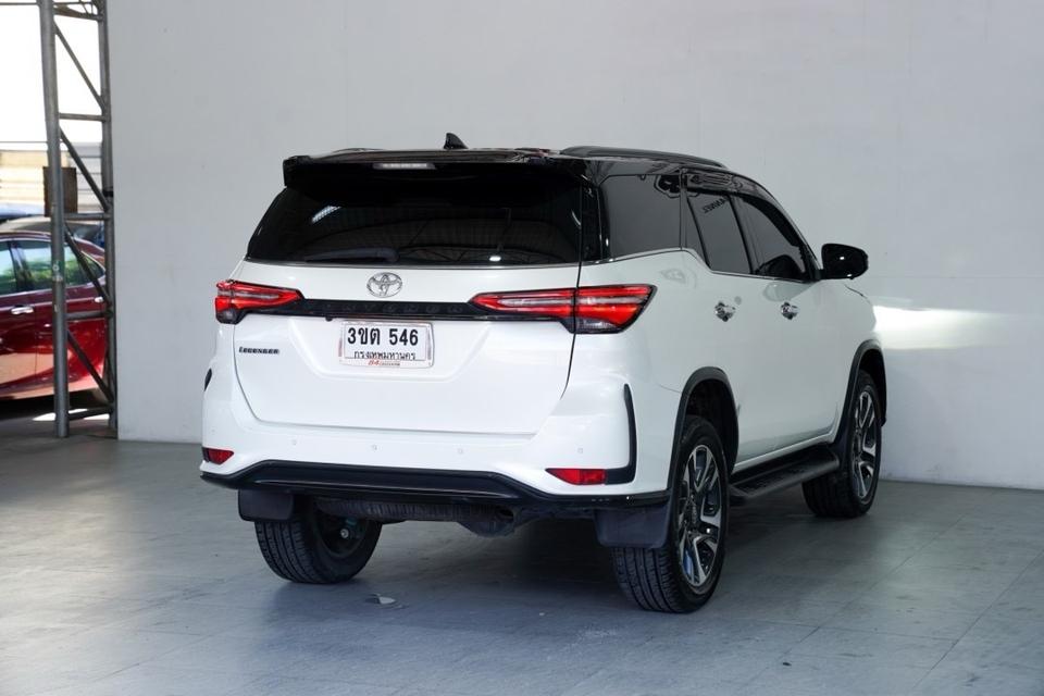 TOYOTA FORTUNER 2.4 Legender AT ปี 2022 รหัส 84CT546 3