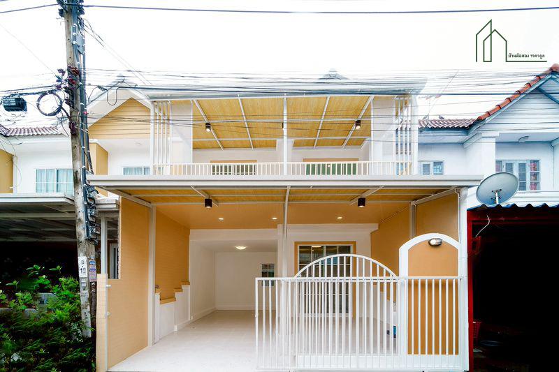 ทาวน์เฮ้าส์รีโนเวทใหม่เอี่ยม หมู่บ้านบัวทอง 4 ฟรีค่าโอน  1