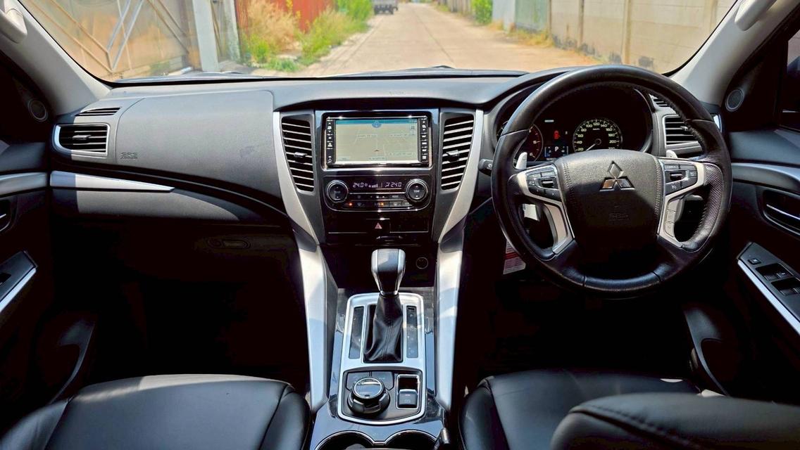 Mitsubishi Pajero Sport 2.5 GT Premium 4WD ปี 2015 สีน้ำตาล รูปที่ 7