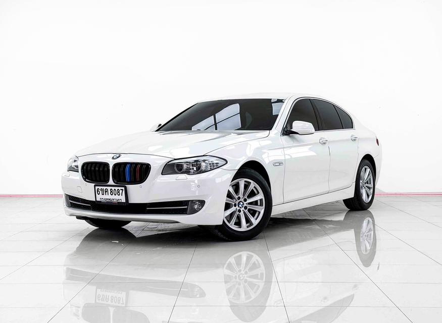 BMW SERIES 5 520i F10 2013