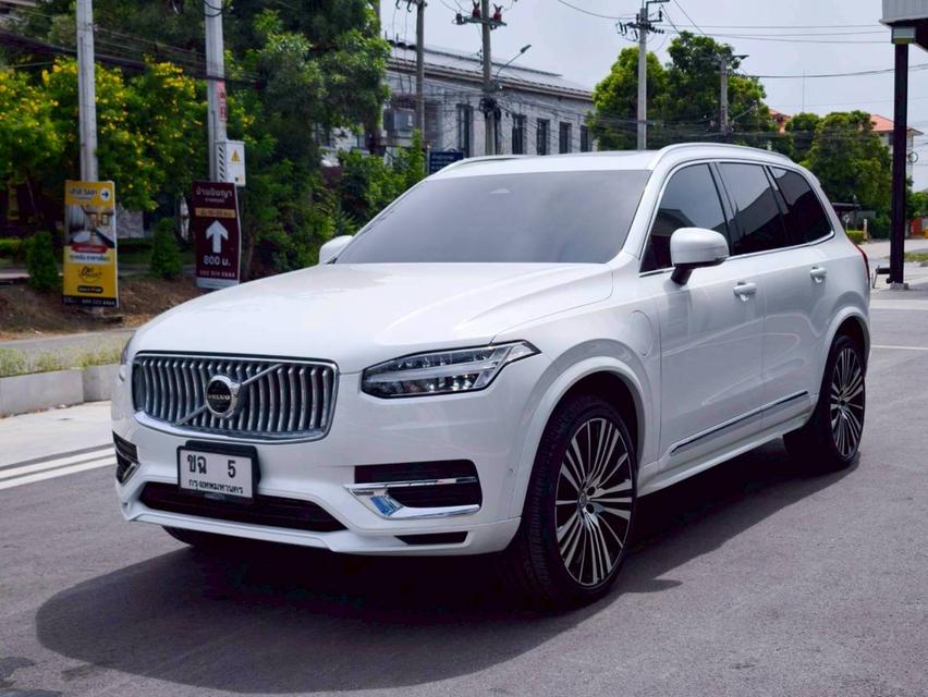 รหัสรถ KPV8 2025 Volvo XC90 Recharge AWD Inscription Plug-in Hybrid สีขาว เลขไมล์ 706 KM