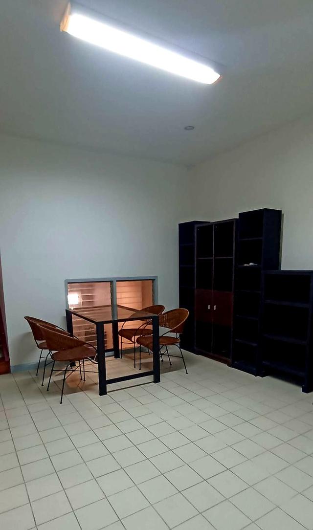 . โฮมออฟฟิศลาดพร้าวติดบีทีเอสให้เช่า 33,000 7