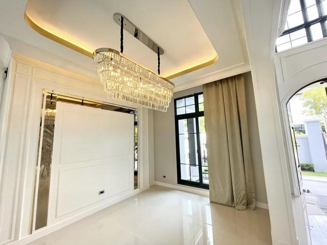 ขายคฤหาสน์หรู 2 ชั้น 115.6 ตรว. THE PALAZZO ปิ่นเกล้า บิ้วอินพร้อมอยู่ สระว่ายน้ำส่วนตัว ทำเลติดถนนบรมราชชนนี ใกล้ทางด่ว 3
