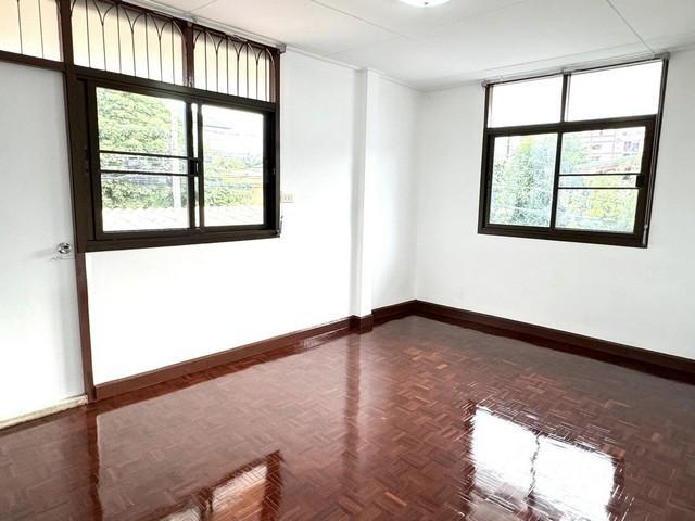 PB5283 ให้เช่าบ้านเดี่ยว เหมาะทำออฟฟิศ ในซอยลาดพร้าว48(ซอยวัฒนานิเวศน์) เขตห้วยขวาง ใกล้ MRTสถานีภาวนา 11