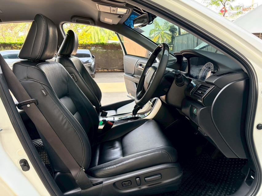 Honda Accord 2.0E AT ปี 2013  เพียง279,000บาท เบาะไฟฟ้าคู่หน้า ไมล์128xxx สวยพร้อมใช้ ยางปี2025 เครื่องยนต์เกียร์ช่วงล่างดี แอร์เย็นฉ่ำ *ดูรถกทม ซอยปร รูปที่ 11