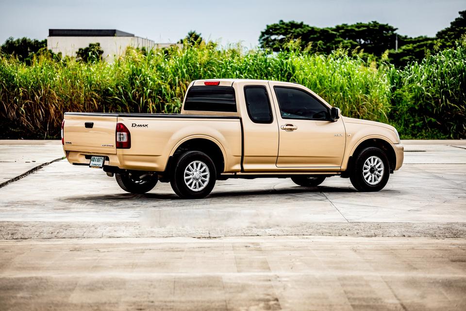 Isuzu D-Max 2.5 SLX Space Cab เกียร์ธรรมดา สีน้ำตาล ปี 2005