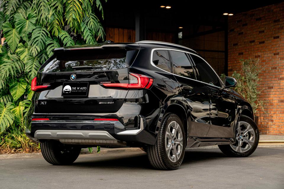 BMW X1 20i sDrive xLine รุ่น U11 ปี2023 📌[𝐀𝐥𝐥 𝐍𝐄𝐖 𝐁𝐌𝐖 𝐗𝟏 เข้าใหม่! โฉม𝐔𝟏𝟏 หน้าใหม่ภายในล้ำ พร้อม𝐖𝐚𝐫𝐫𝐚𝐧𝐭𝐲+𝐁𝐒𝐈 ยาวๆ !] 2