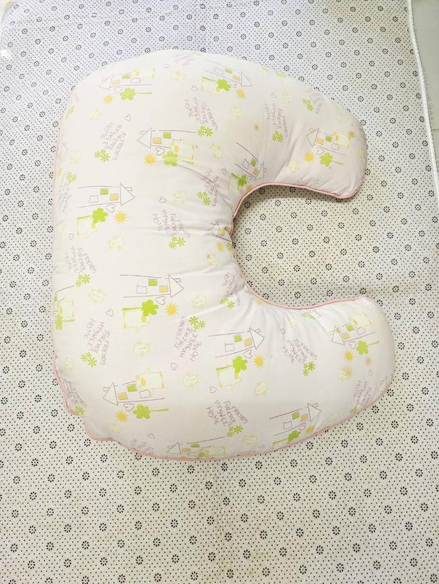 Auka หมอนให้นมบุตร COCOA ขนาด 26*22" และขนาด 20*20หนา5" ส่งต่อมือสอง สภาพดี ไม่มีตำหนิ แน่น มีซิปถอดซักได้ 2