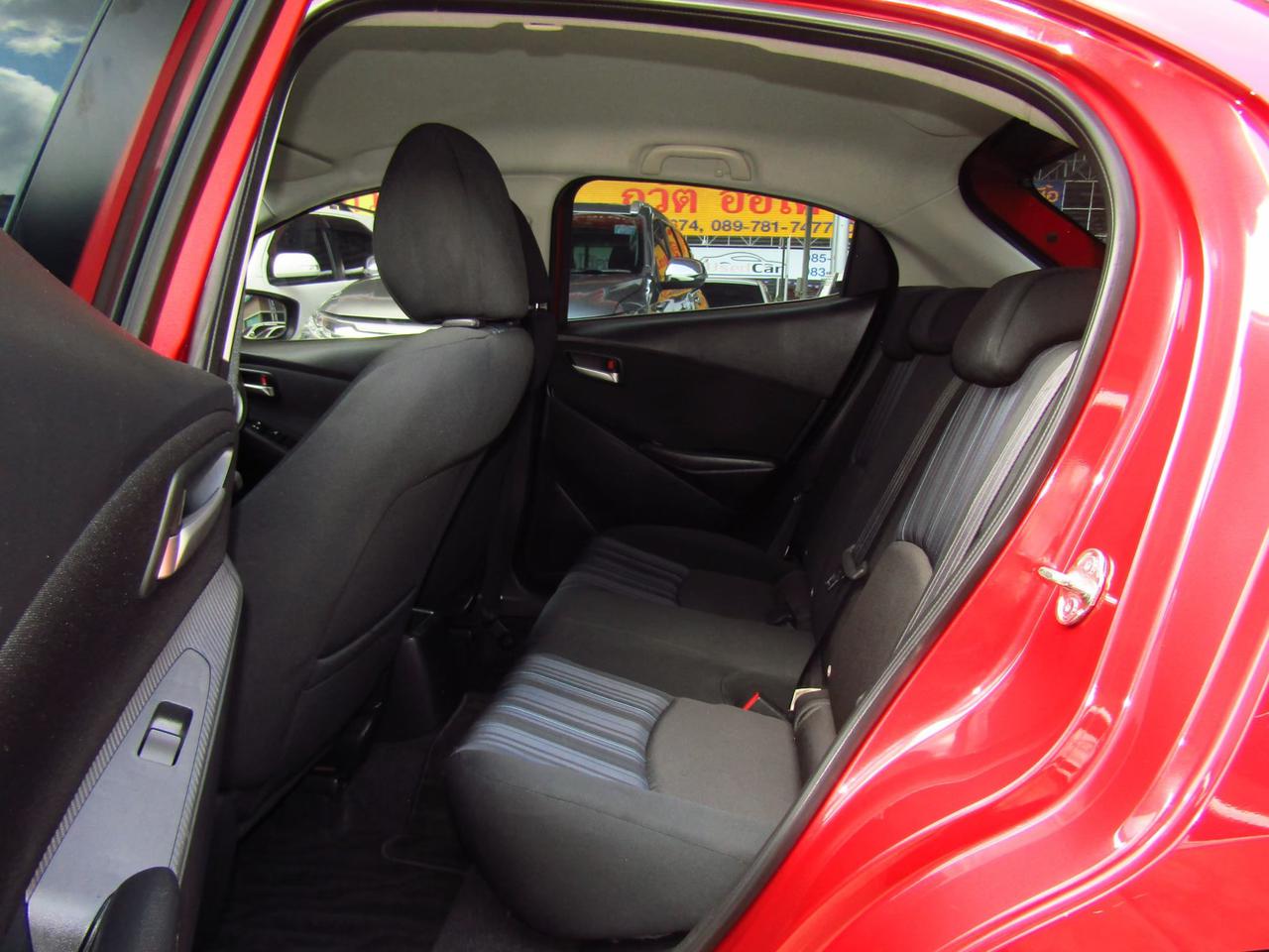 2016 Mazda 2 1.3 SKYACTIVE Sports Standard Hatchback รูปที่ 4