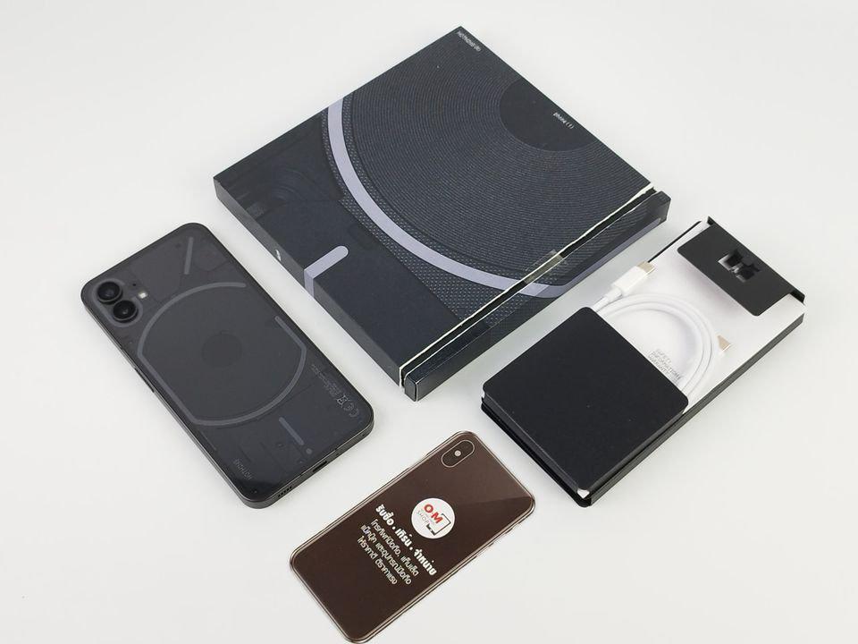 ขาย/แลก Nothing Phone1 5G 8/256 สี Black สภาพสวยมาก Snapdragon778G+ แท้ ครบกล่อง เพียง 16,900 บาท