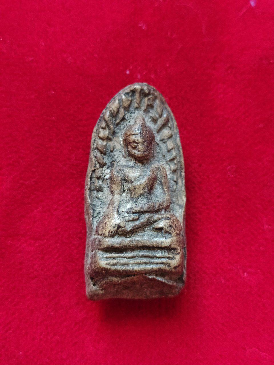 พระรอด กรุลำพูน
