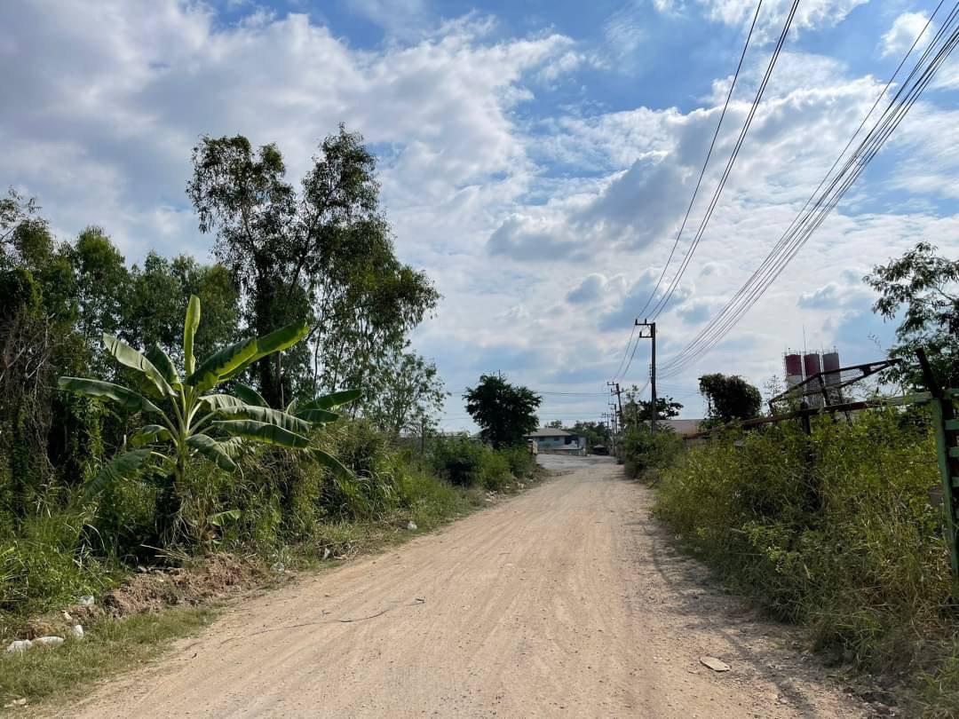 ขายด่วน ที่ดินใกล้ประตูน้ำพระอินทร์ ธัญบุรี ปทุมธานี ขนาด  2 ไร่  ทำเลดี ราคาถูกค่ะ 