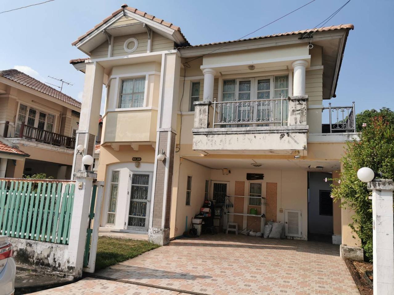 บ้านเดี่ยว2ชั้น มบ.ทองภัทร 50ตร.ว 3นอน 2น้ำ อยู่ใกล้นิคมโรจนะ การคมนาคมสะดวก มีสโมสร สระว่ายน้ำ สวนสาธารณะ