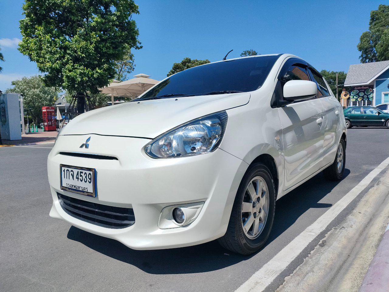 2012 Mitsubishi Mirage 1.2 GLX ออโต้  รถเก๋ง 5 ประตู รูปที่ 3