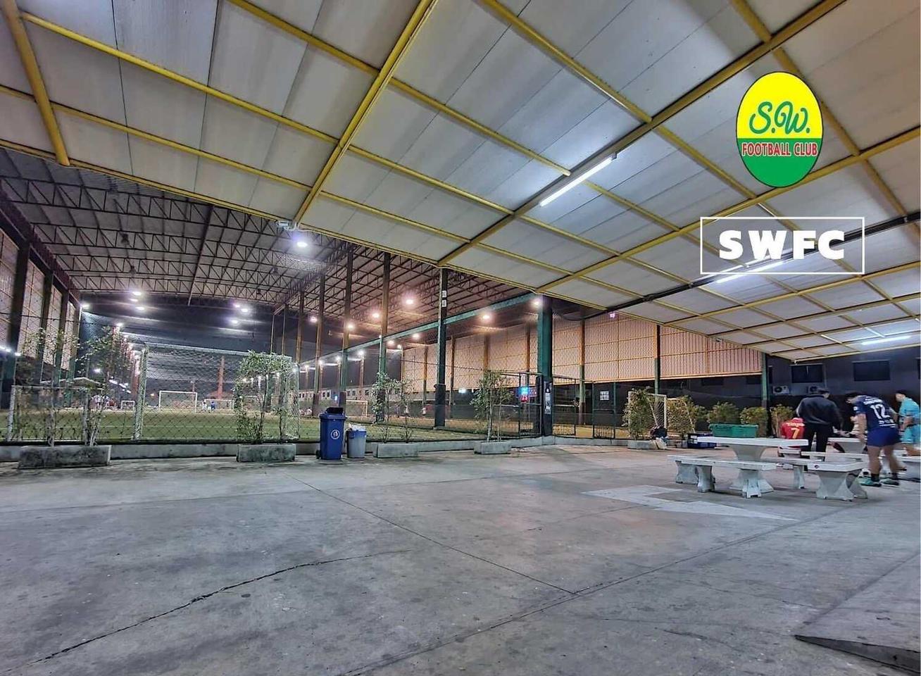 S.W. FOOTBALL CLUB  สนามบอล บางบัวทอง รูปที่ 4