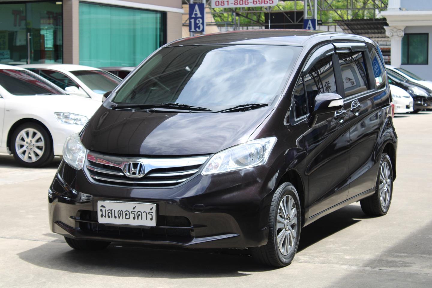 2013 HONDA FREED 1.5 EL *ดบ.เริ่ม 2.79% ฟรีดาวน์ แถมประกันภัย อนุมัติเร็ว ผ่านง่าย