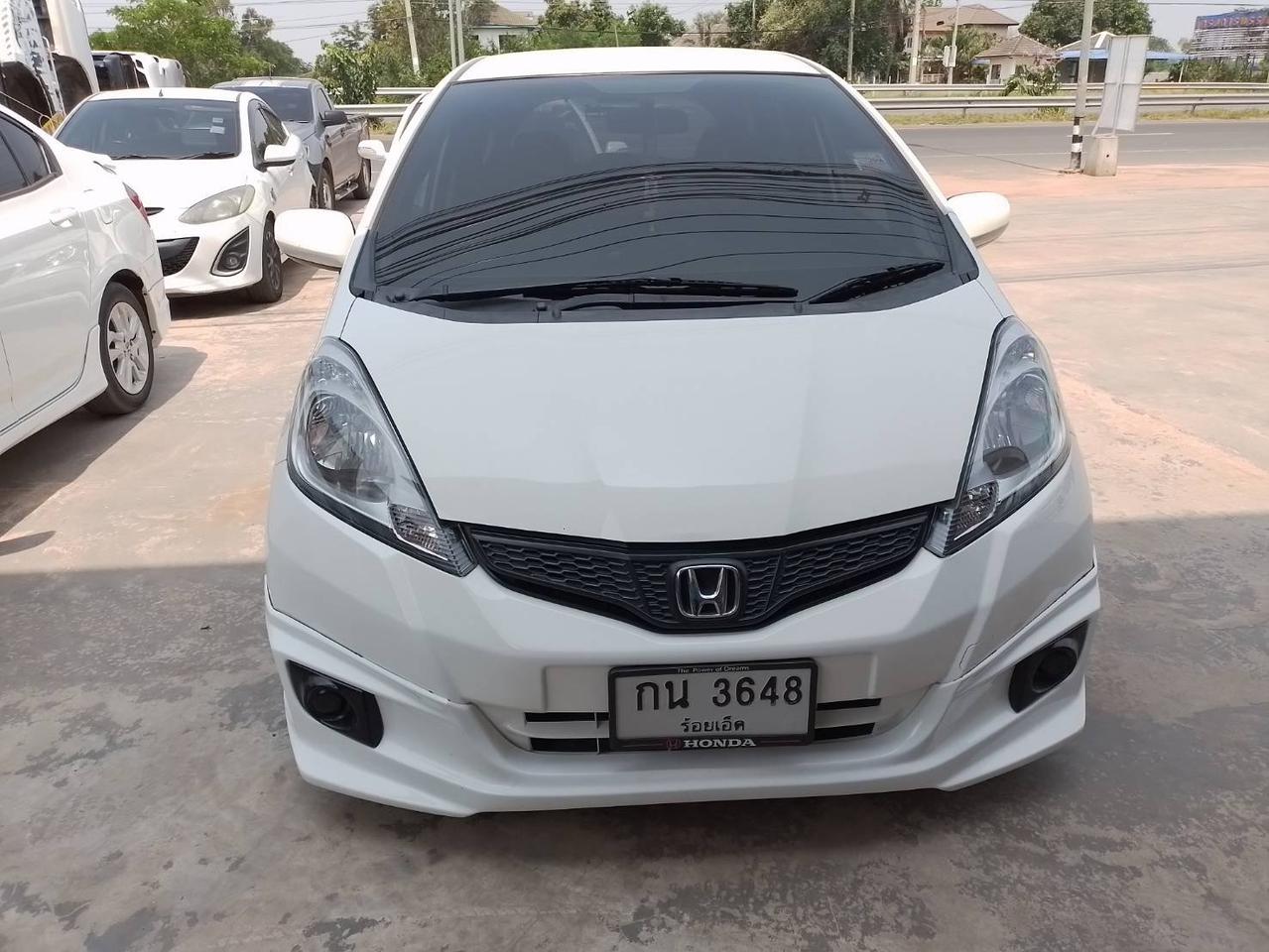 ็HONDA  JAZZ  รถบ้าน รูปที่ 1